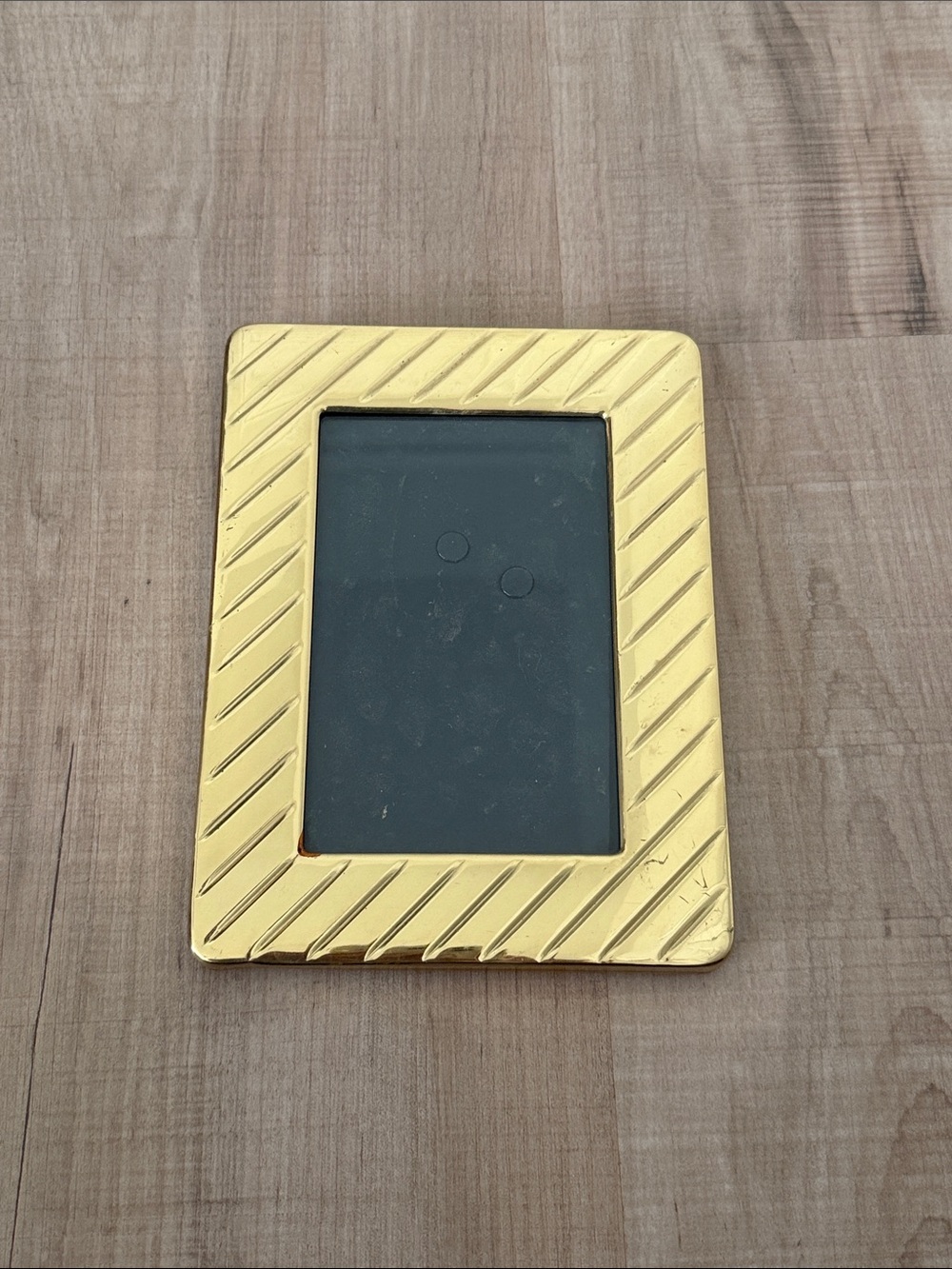 Metallic Gold Diagonal Stripe Photo Frame - Elegant Accent
